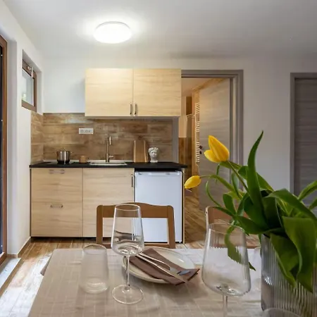 Apartvilla