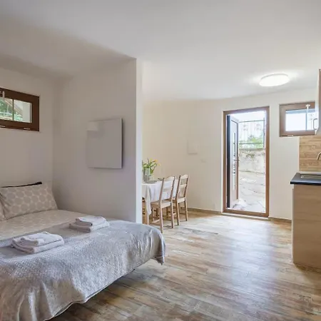 Daire Apartvilla Trieste